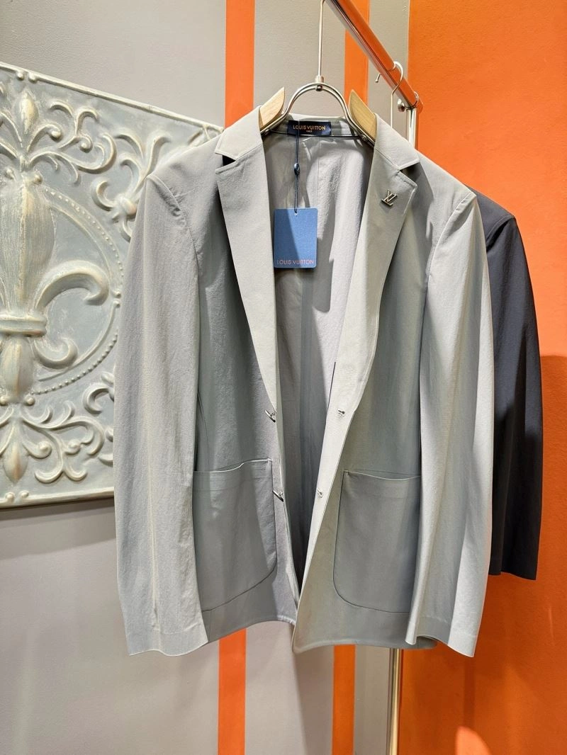 Louis Vuitton Outwear Thermal 137777