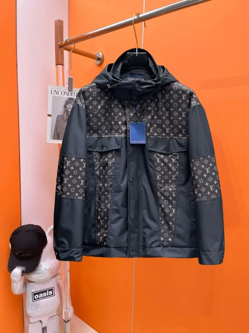 Louis Vuitton Outwear Durable 137765