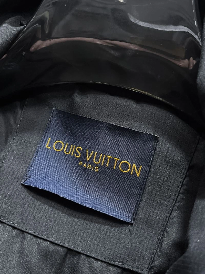 Louis Vuitton Outwear Durable 137765