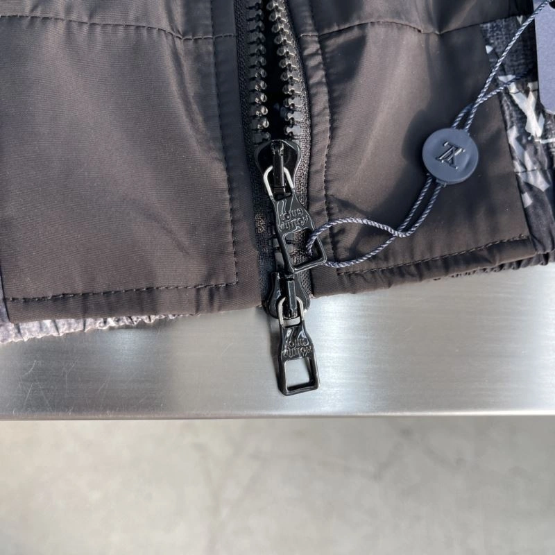 Louis Vuitton Outwear Resilient 137770