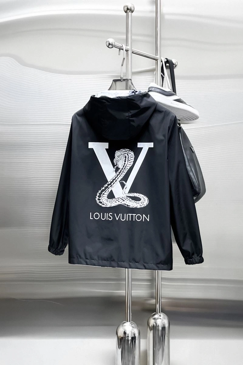Colorful Louis Vuitton Outwear 137771
