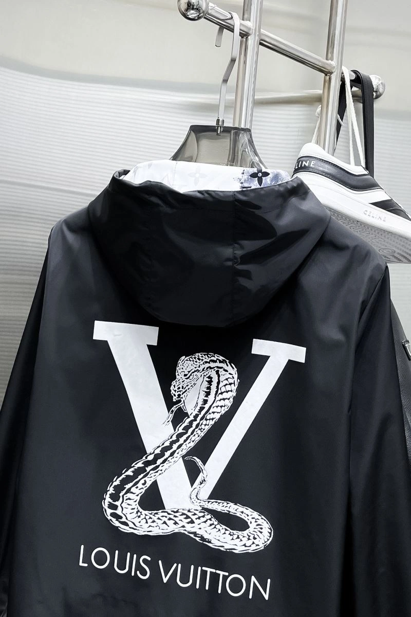 Colorful Louis Vuitton Outwear 137771