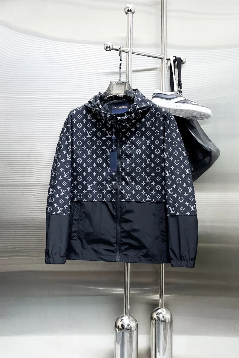 Louis Vuitton Outwear WellDesigned 137751