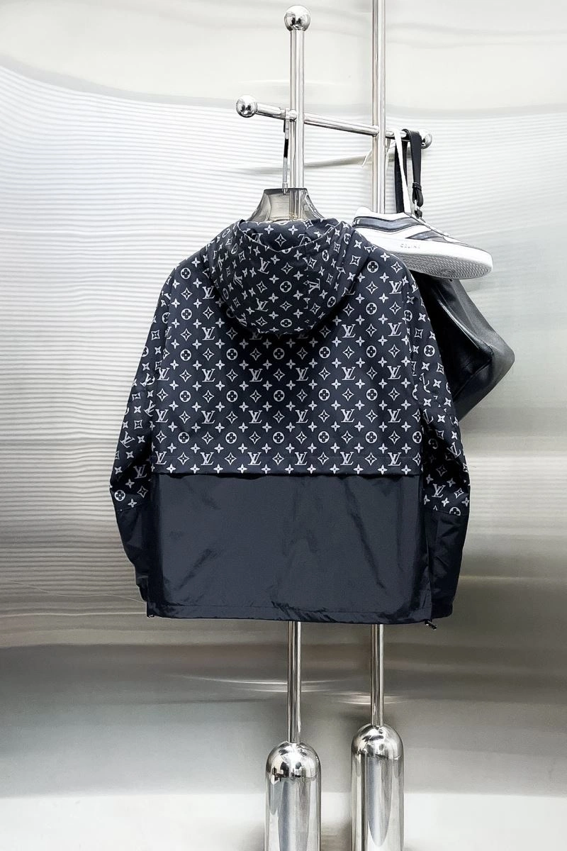 Louis Vuitton Outwear WellDesigned 137751