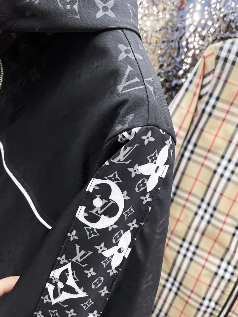 Louis Vuitton Outwear Cozy 137767