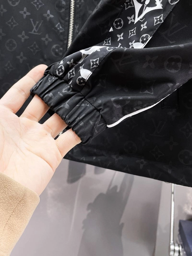 Louis Vuitton Outwear Cozy 137767