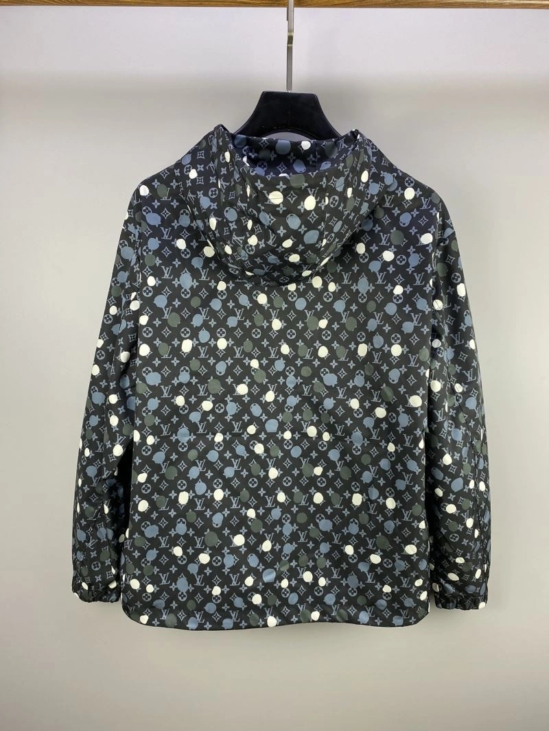 Louis Vuitton Outwear OnTrend 137766