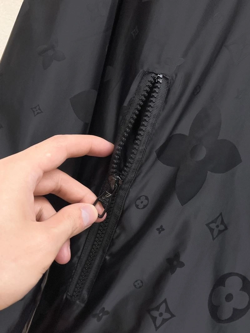 Soft Louis Vuitton Outwear 137746