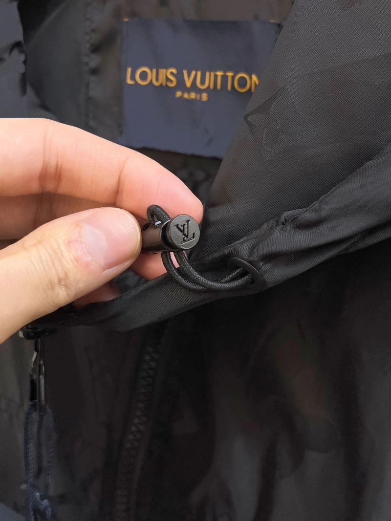 Soft Louis Vuitton Outwear 137746
