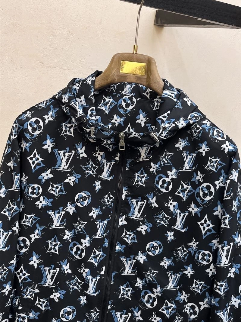 Durable Louis Vuitton Outwear 137741