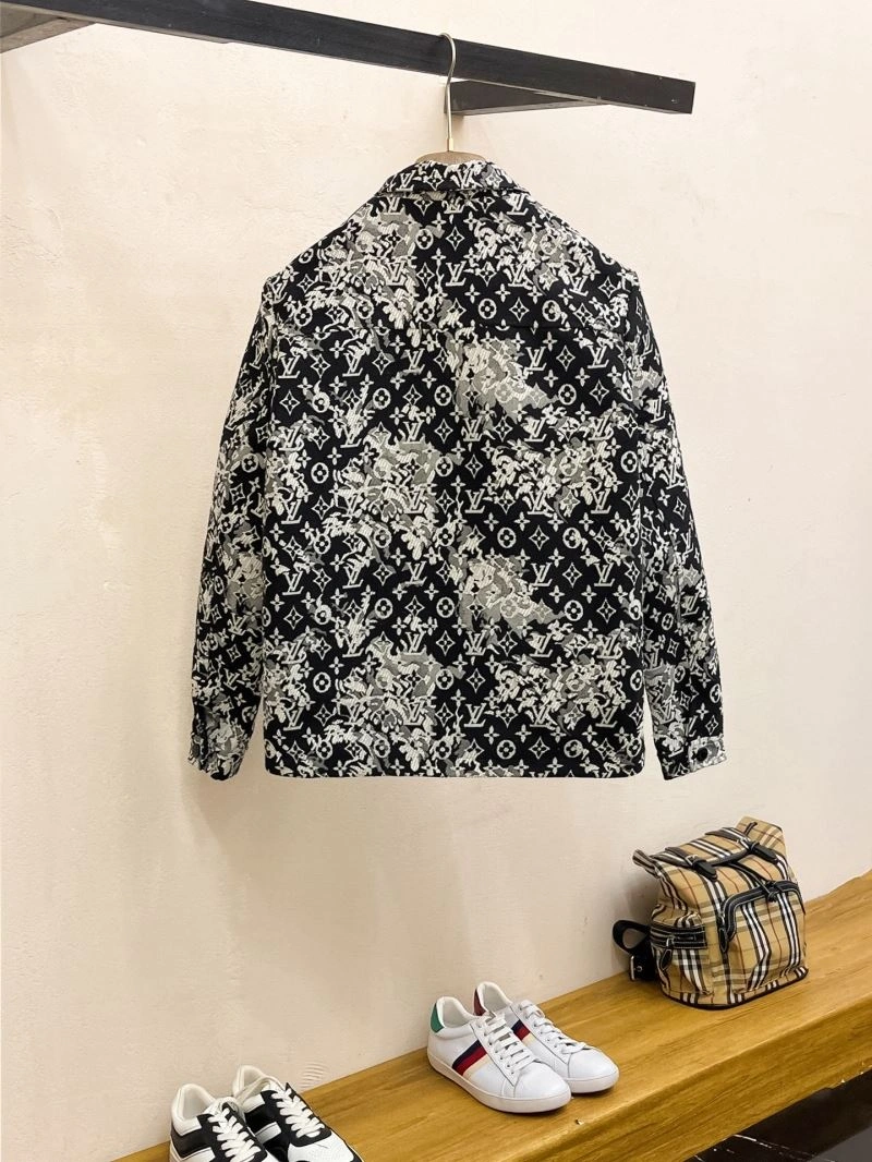 Louis Vuitton Outwear SmoothTexture 137740