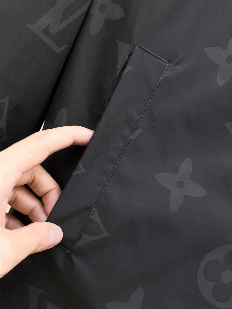 Louis Vuitton Outwear DailyWear 137742