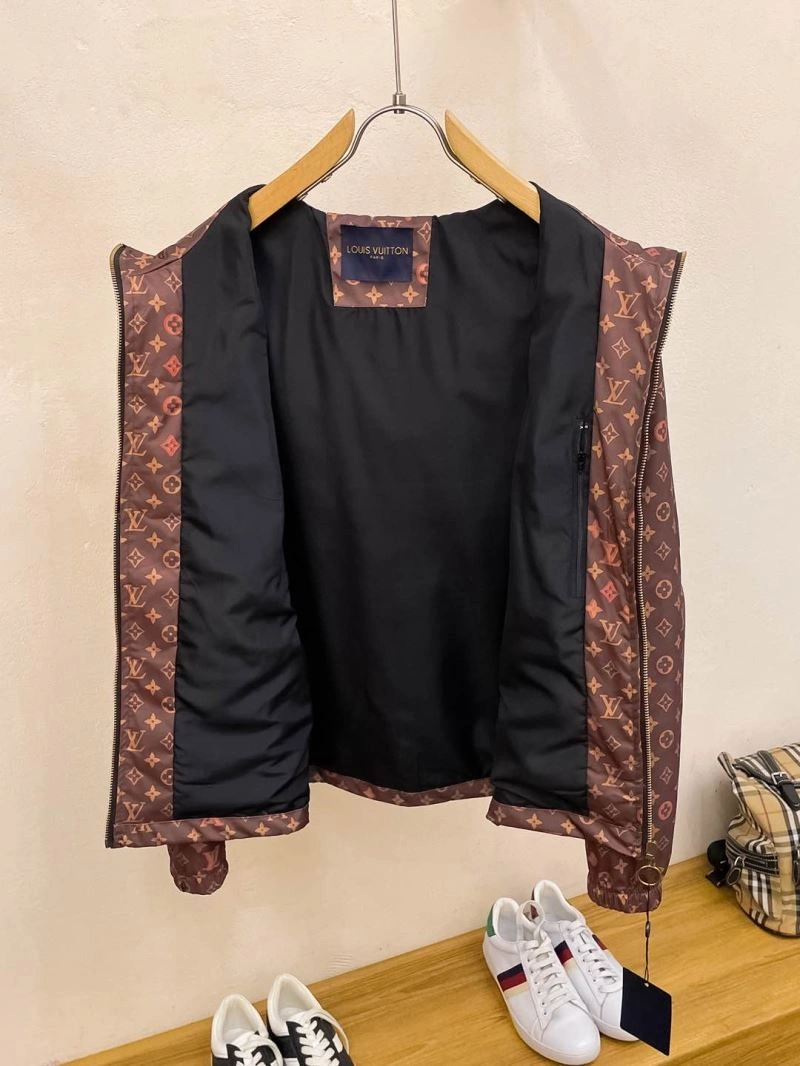 Louis Vuitton Outwear Trendsetting 137738