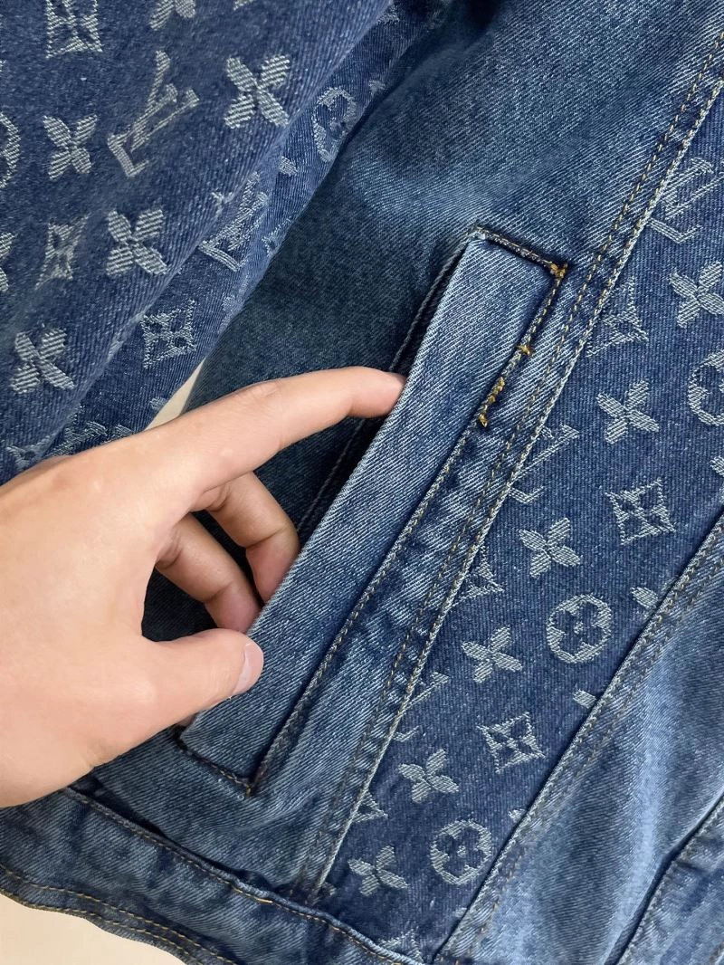 Comfortable Louis Vuitton Outwear 137732