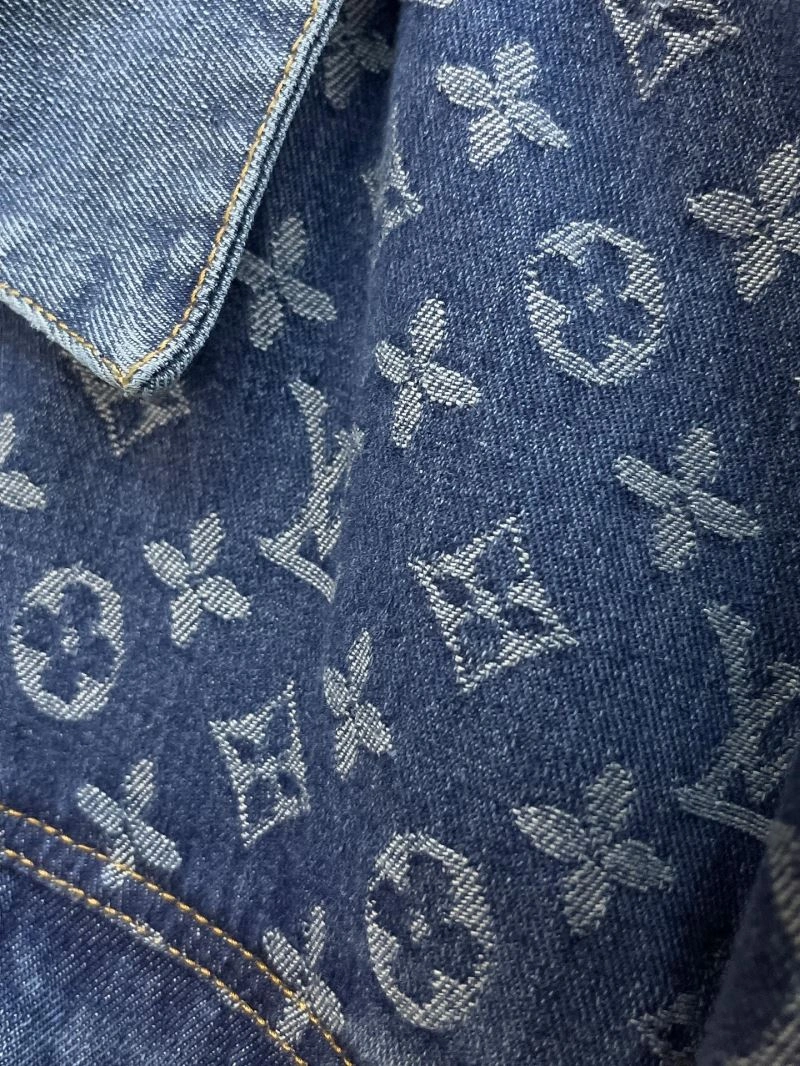 Comfortable Louis Vuitton Outwear 137732