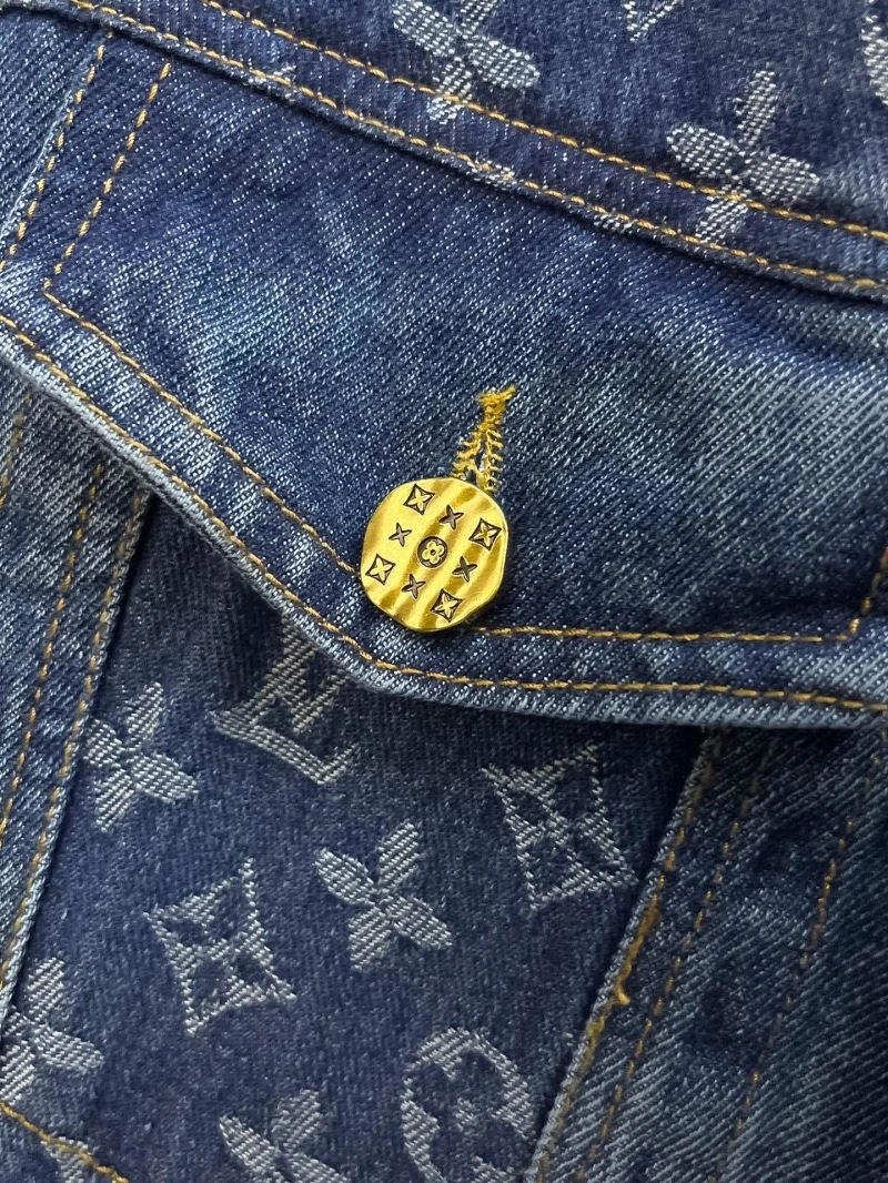 Comfortable Louis Vuitton Outwear 137732