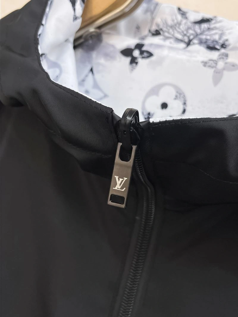 Louis Vuitton Outwear GoodFit 137736