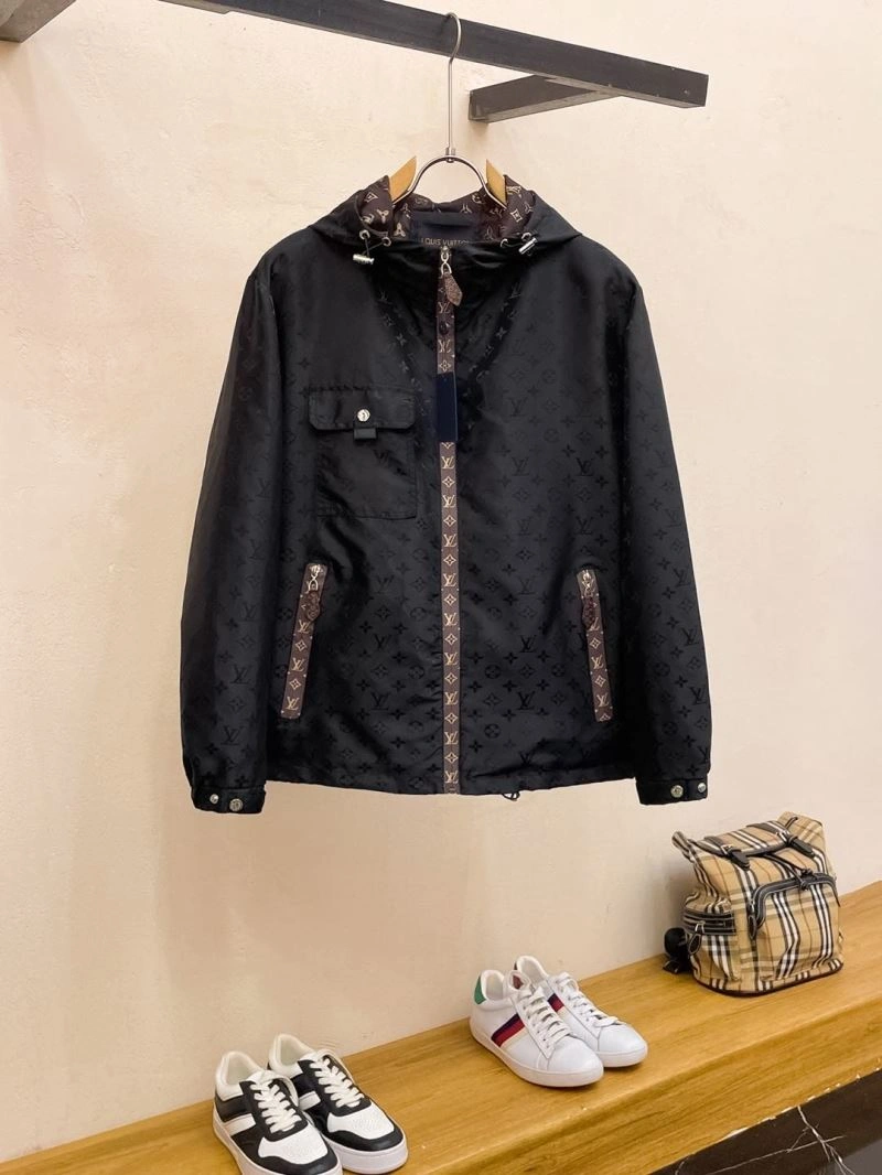 Louis Vuitton Outwear Timeless 137735