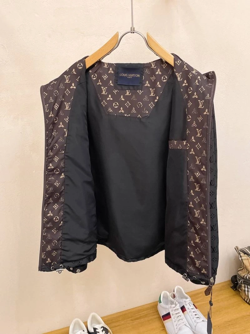 Louis Vuitton Outwear Timeless 137735