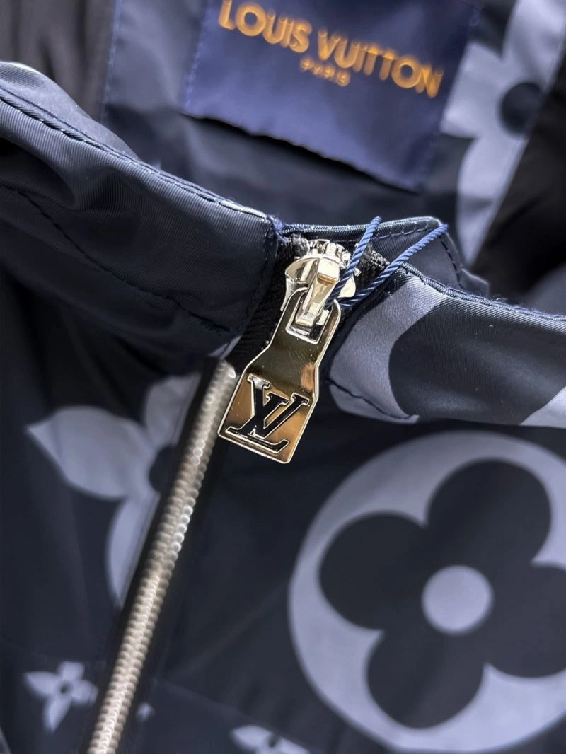 Supportive Louis Vuitton Outwear 137730