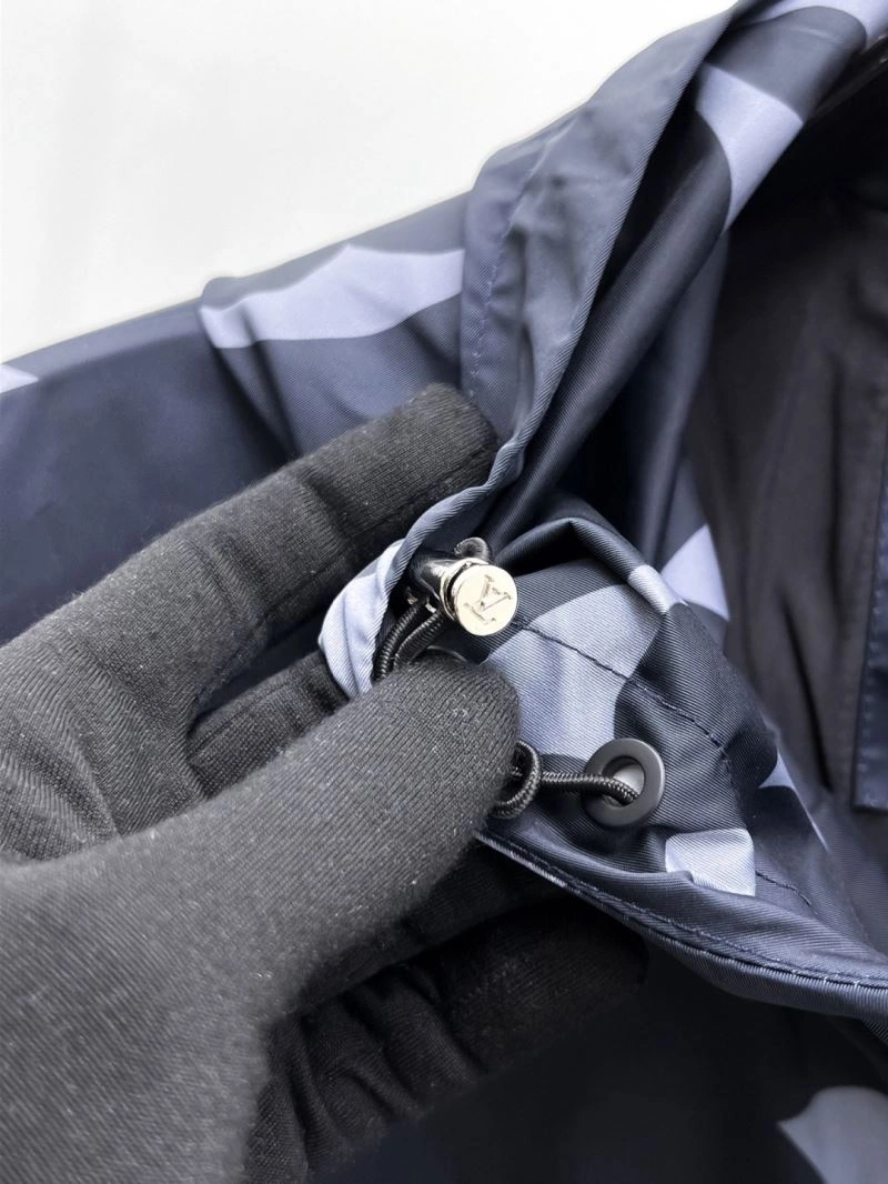 Supportive Louis Vuitton Outwear 137730