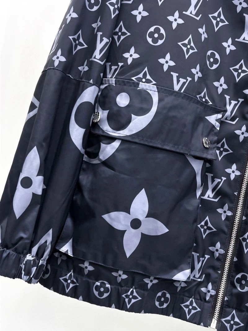 Supportive Louis Vuitton Outwear 137730