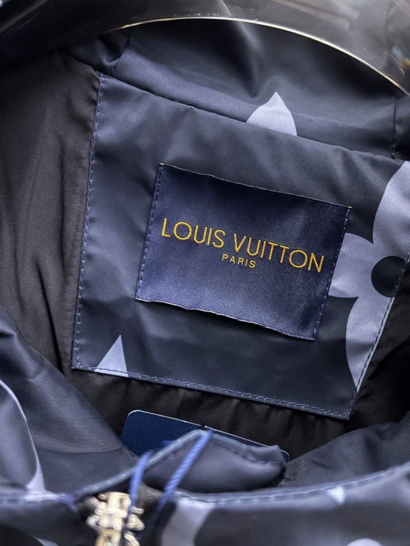 Supportive Louis Vuitton Outwear 137730
