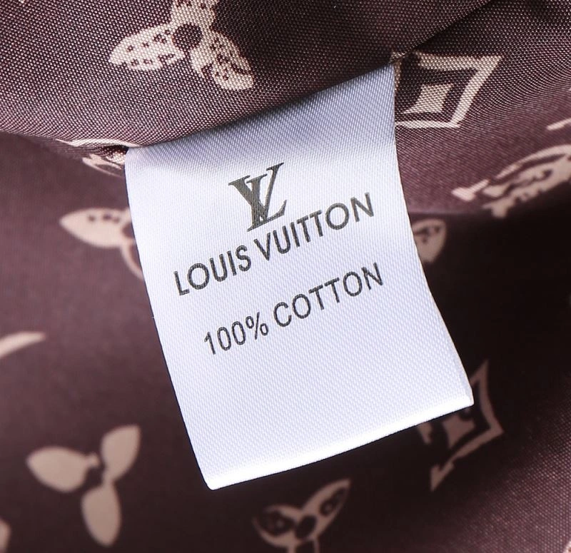 Bright Louis Vuitton Outwear 137728