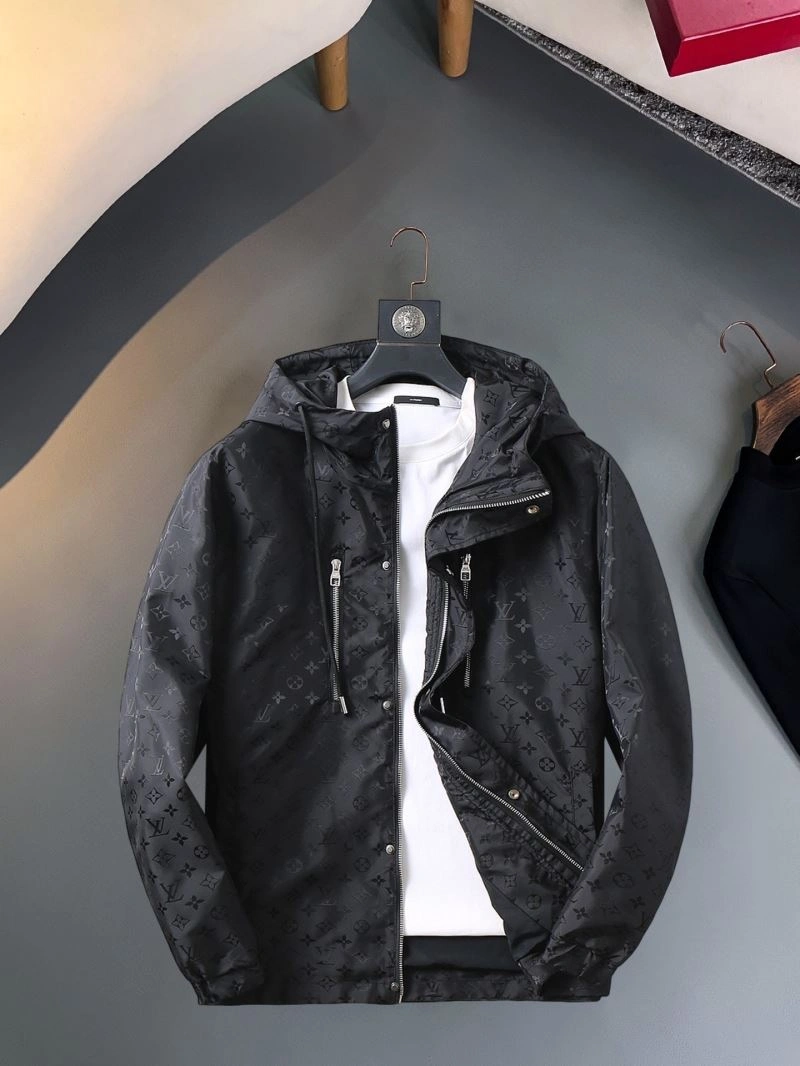 Louis Vuitton Outwear Sleek 137724
