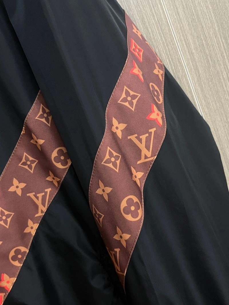 ModernLook Louis Vuitton Outwear 137726