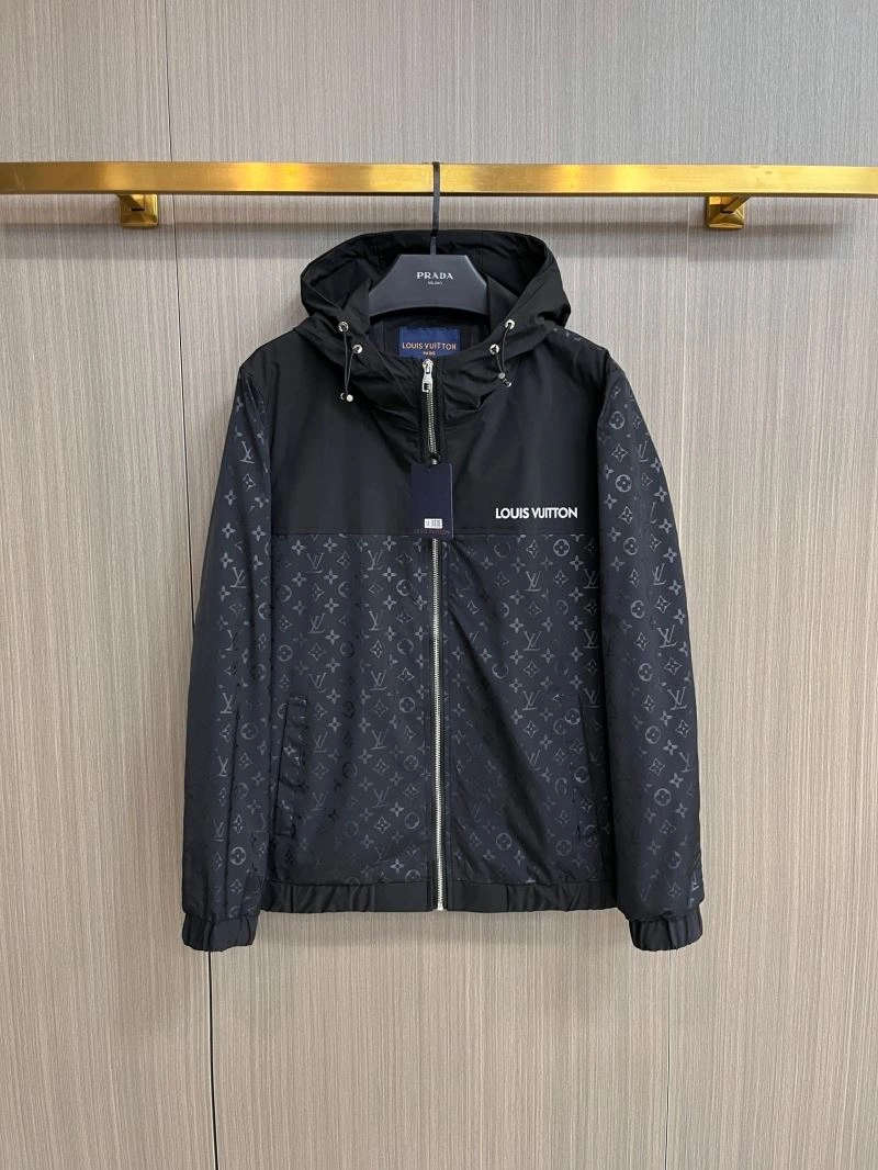 Louis Vuitton Outwear Stretchable 137714