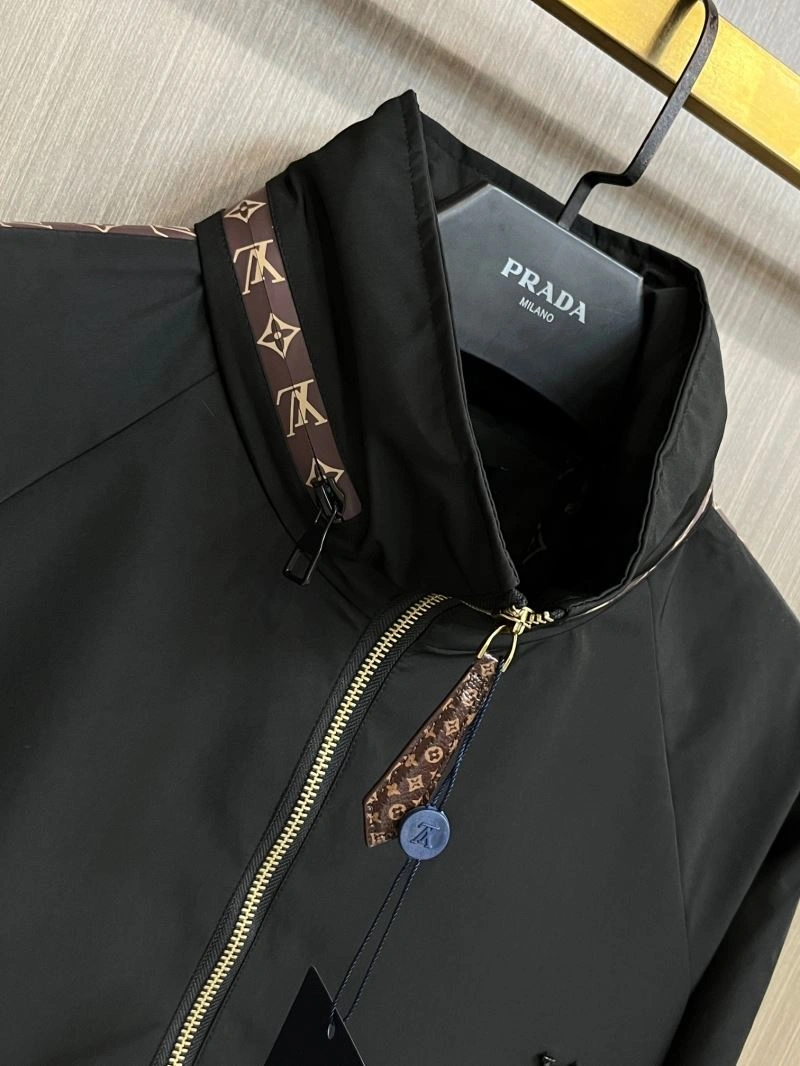 Louis Vuitton Outwear Chic 137720