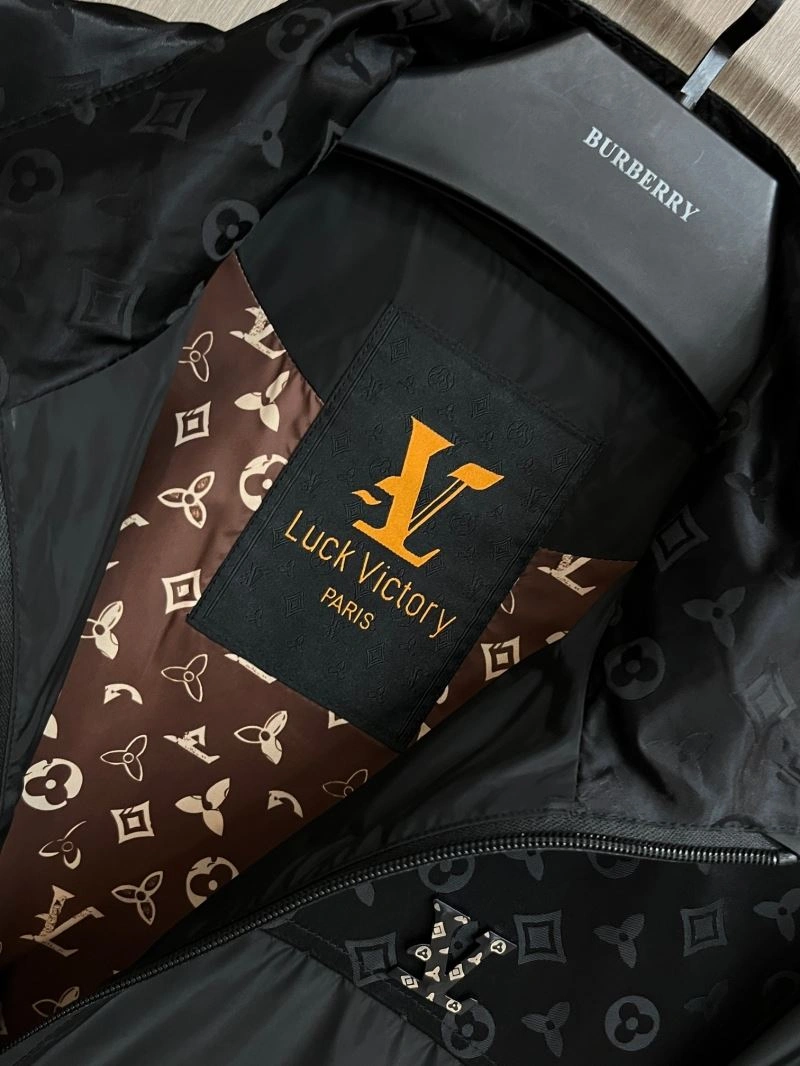 QuickDry Louis Vuitton Outwear 137721