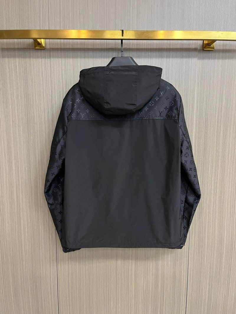 Louis Vuitton Outwear MoistureWicking 137712