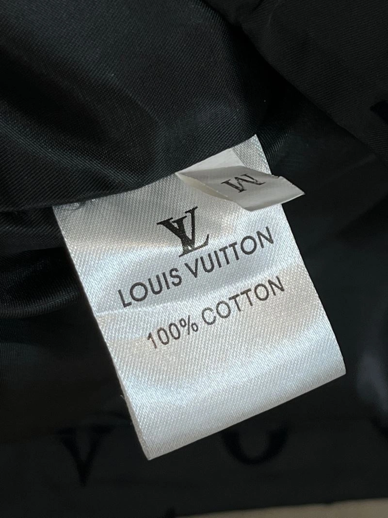 Louis Vuitton Outwear Practical 137711