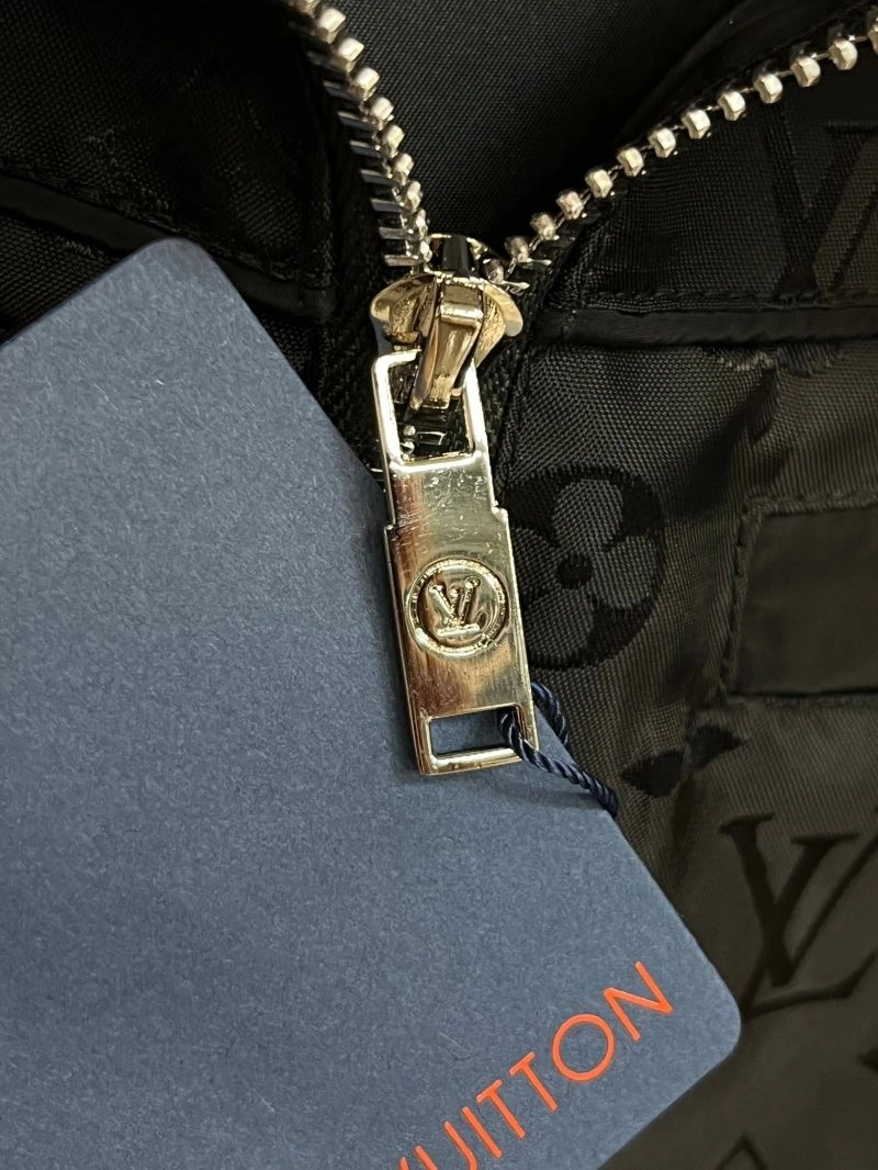 Louis Vuitton Outwear UrbanChic 137719
