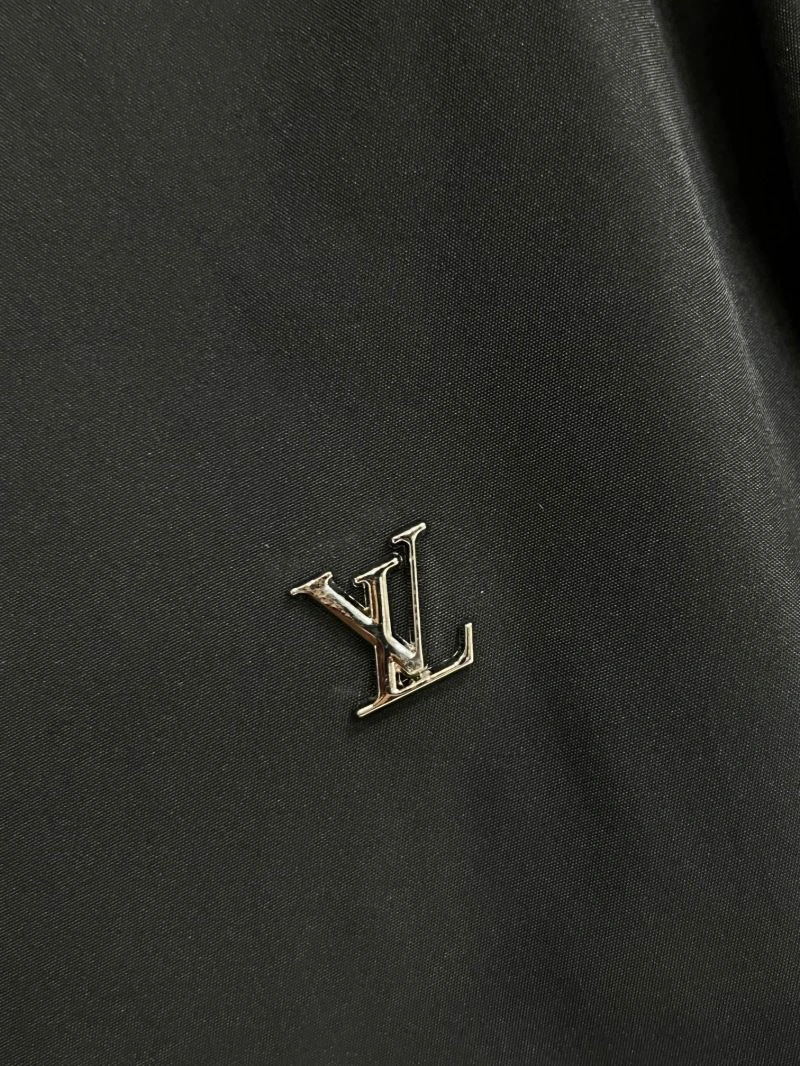 Louis Vuitton Outwear ZeroBulk 137708