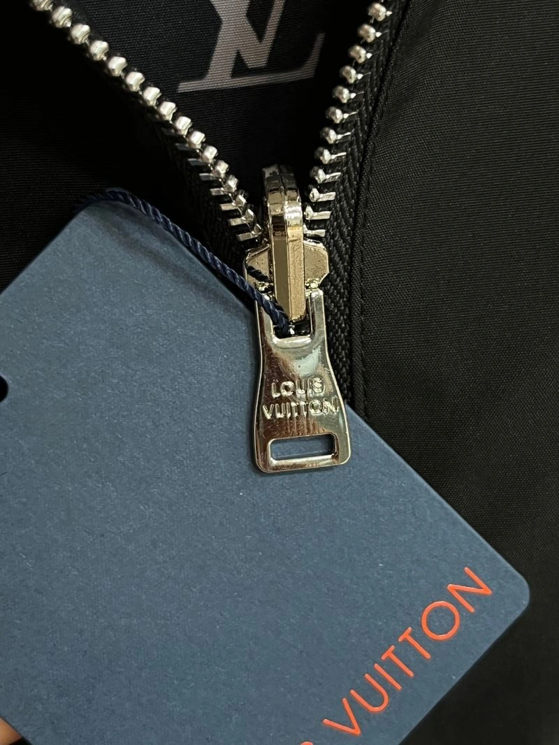 Louis Vuitton Outwear ZeroBulk 137708