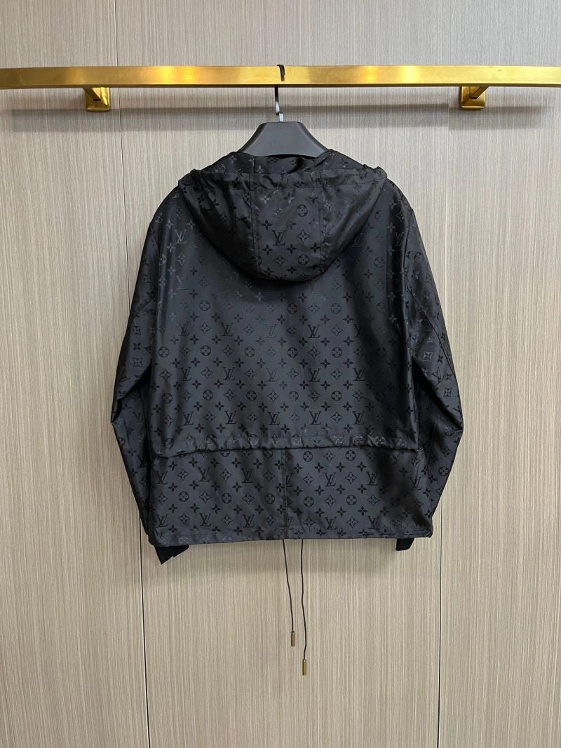 Louis Vuitton Outwear Lightweight 137706