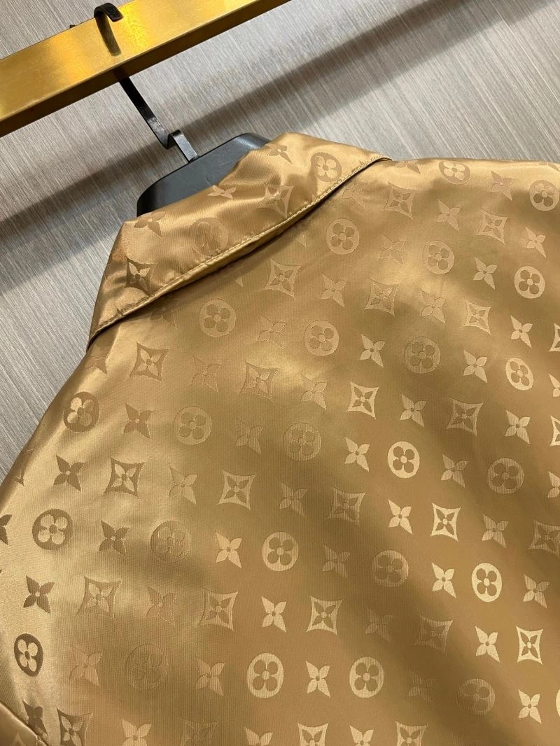 Chic Louis Vuitton Outwear 137783