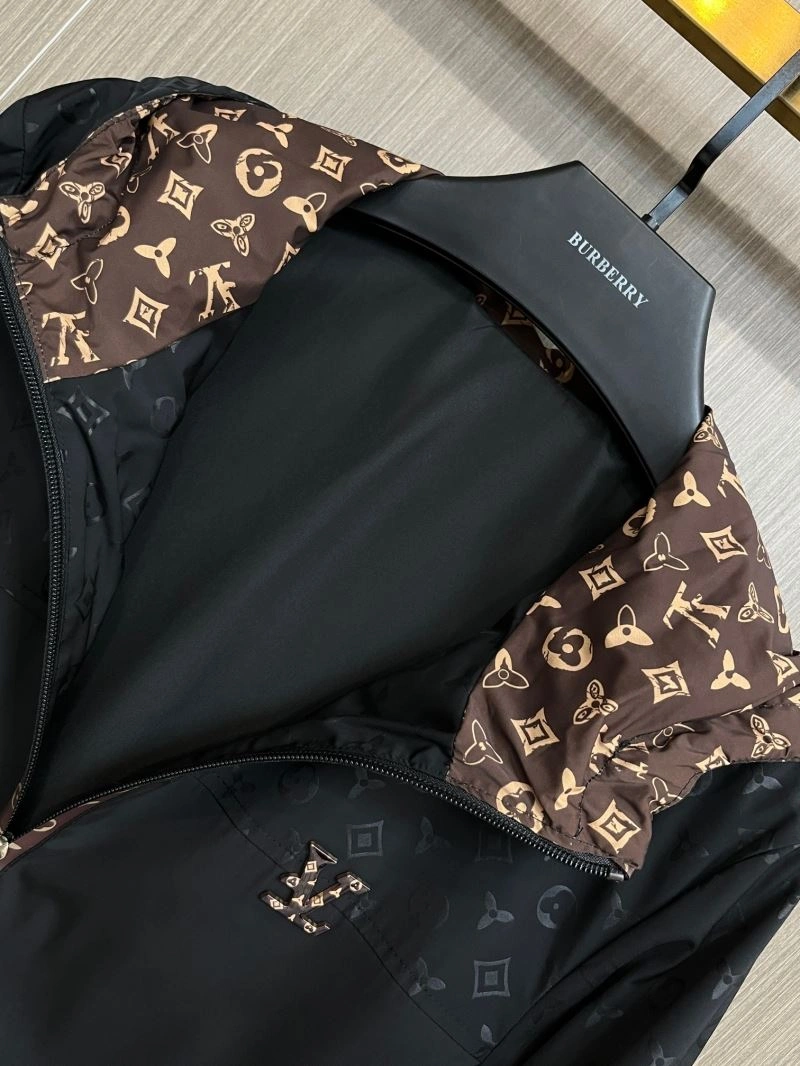 Original Louis Vuitton Outwear 137707