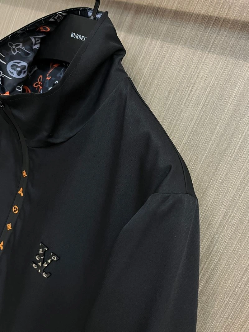 Louis Vuitton Outwear MoistureWicking 137709