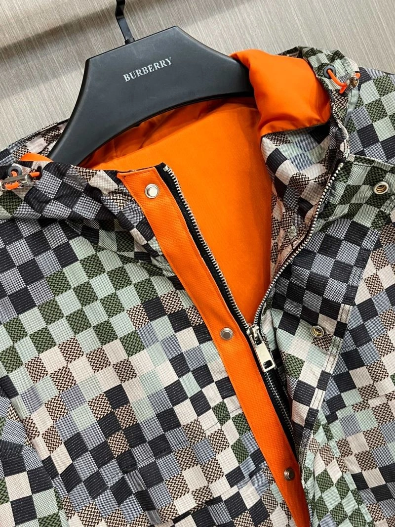 Refined Louis Vuitton Outwear 137702