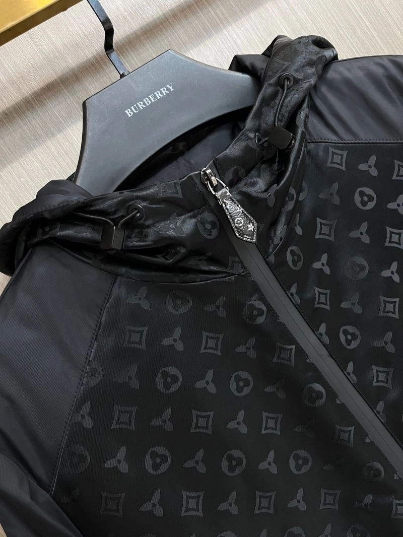 WrinkleFree Louis Vuitton Outwear 137701