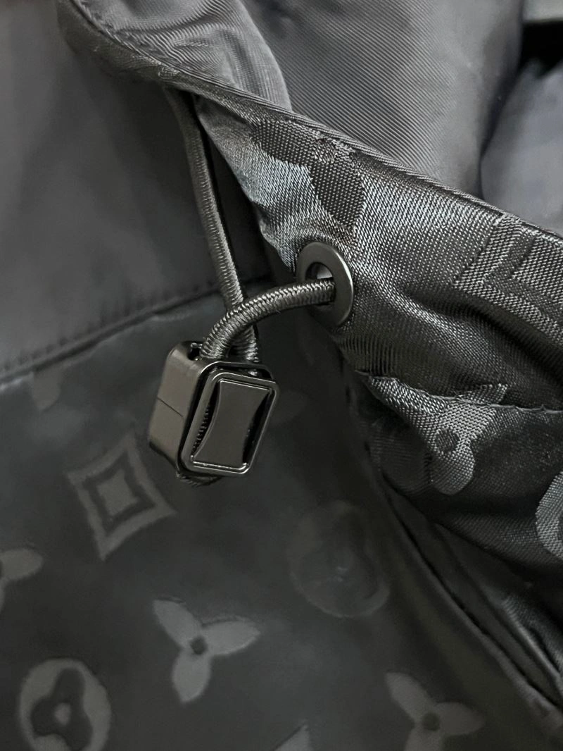 WrinkleFree Louis Vuitton Outwear 137701