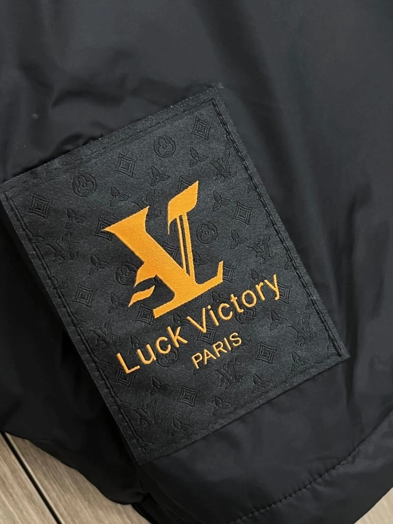 Louis Vuitton Outwear Bold 137700