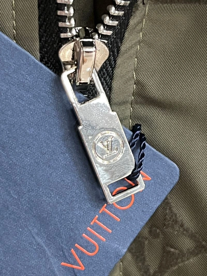 Louis Vuitton Outwear Durable 137689