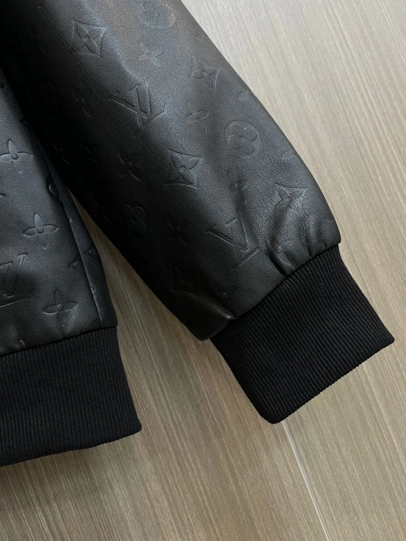 Louis Vuitton Outwear Modern 137688
