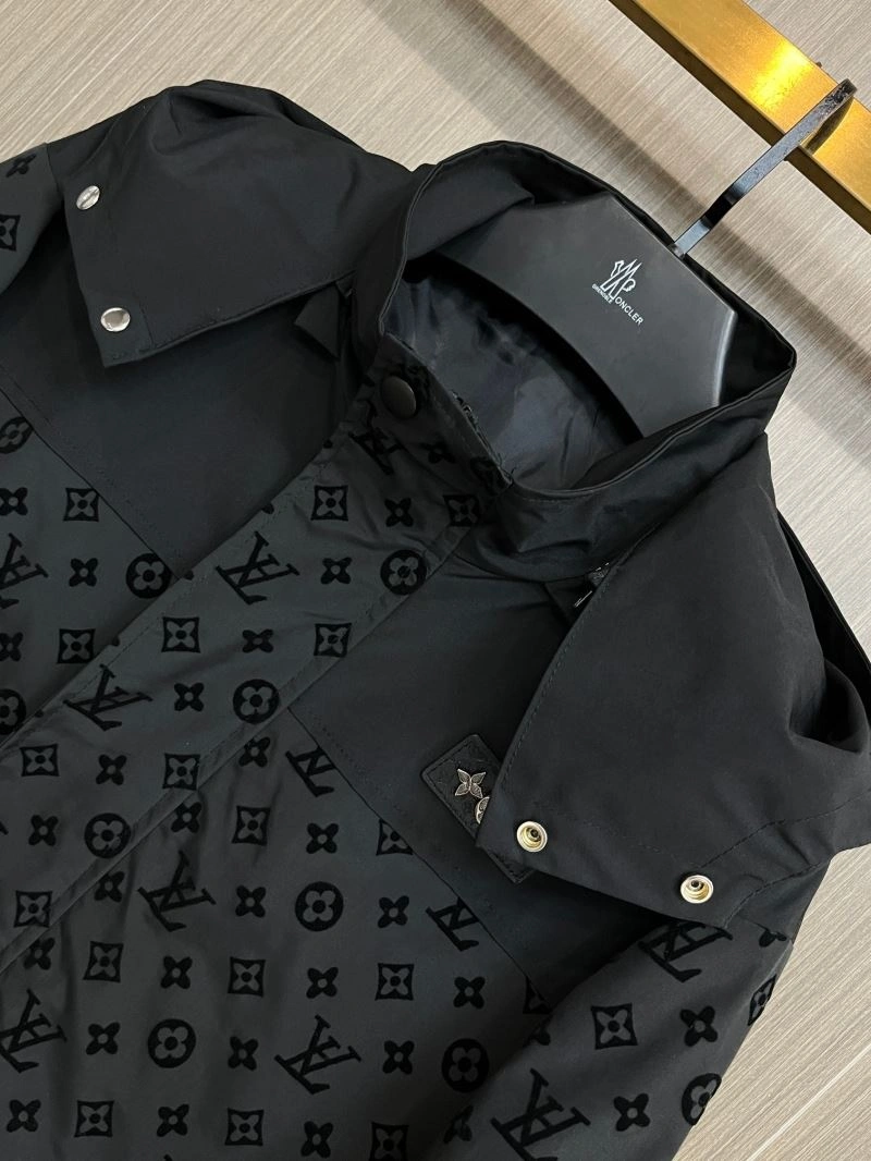Breathable Louis Vuitton Outwear 137695