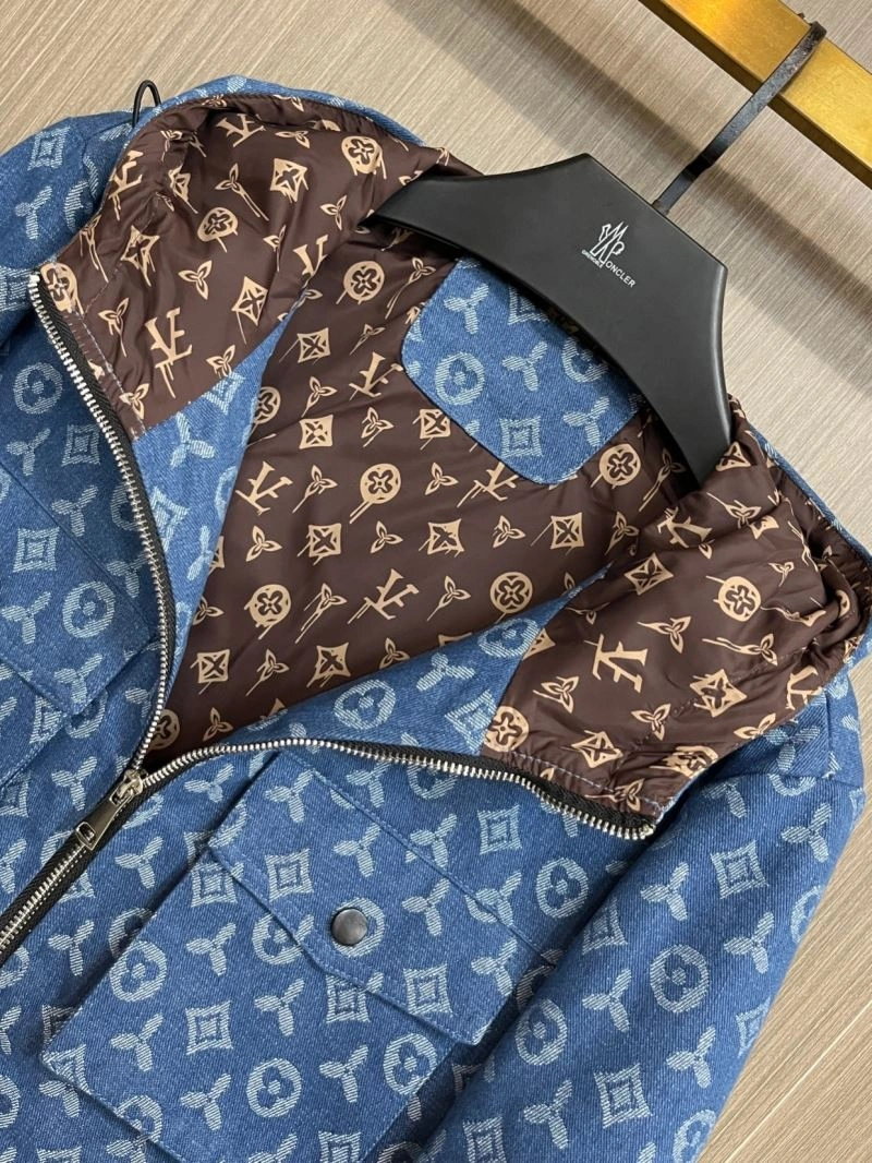 Lightweight Louis Vuitton Outwear 137683